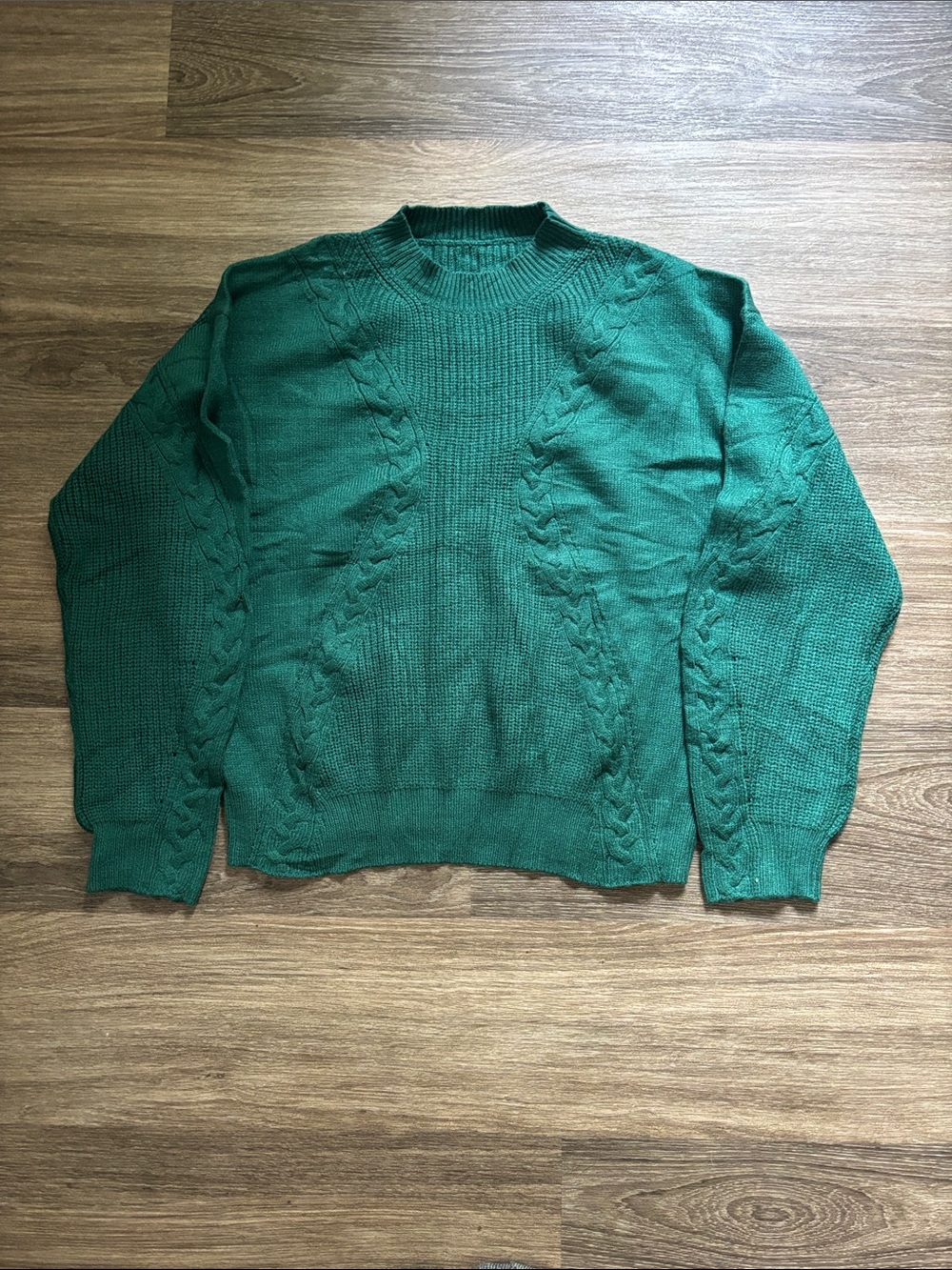 Women’s Green Cable Knit Crewneck Sweater